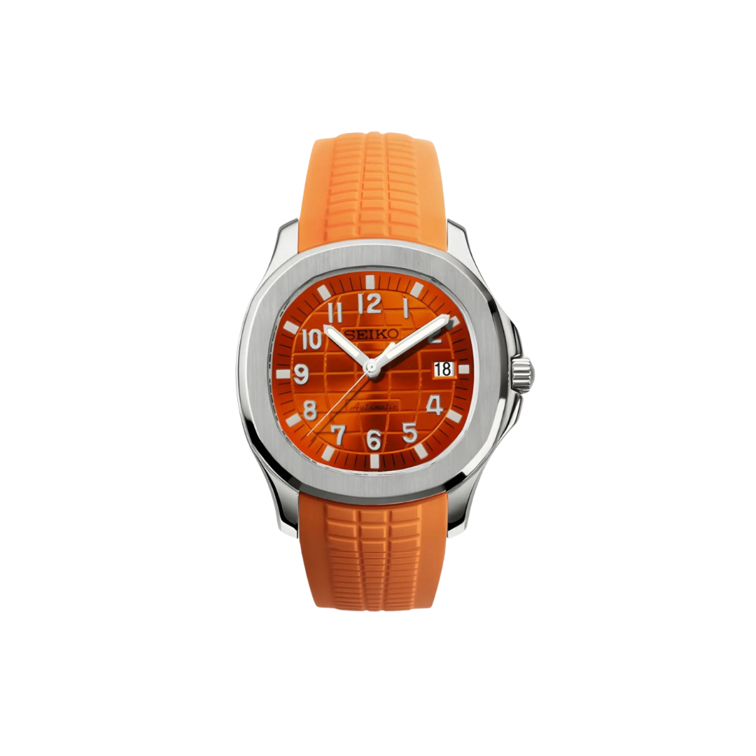 Front view of a SEIKO MOD AQUANAUT ORANGE with ORANGE dial and stainless steel bracelet