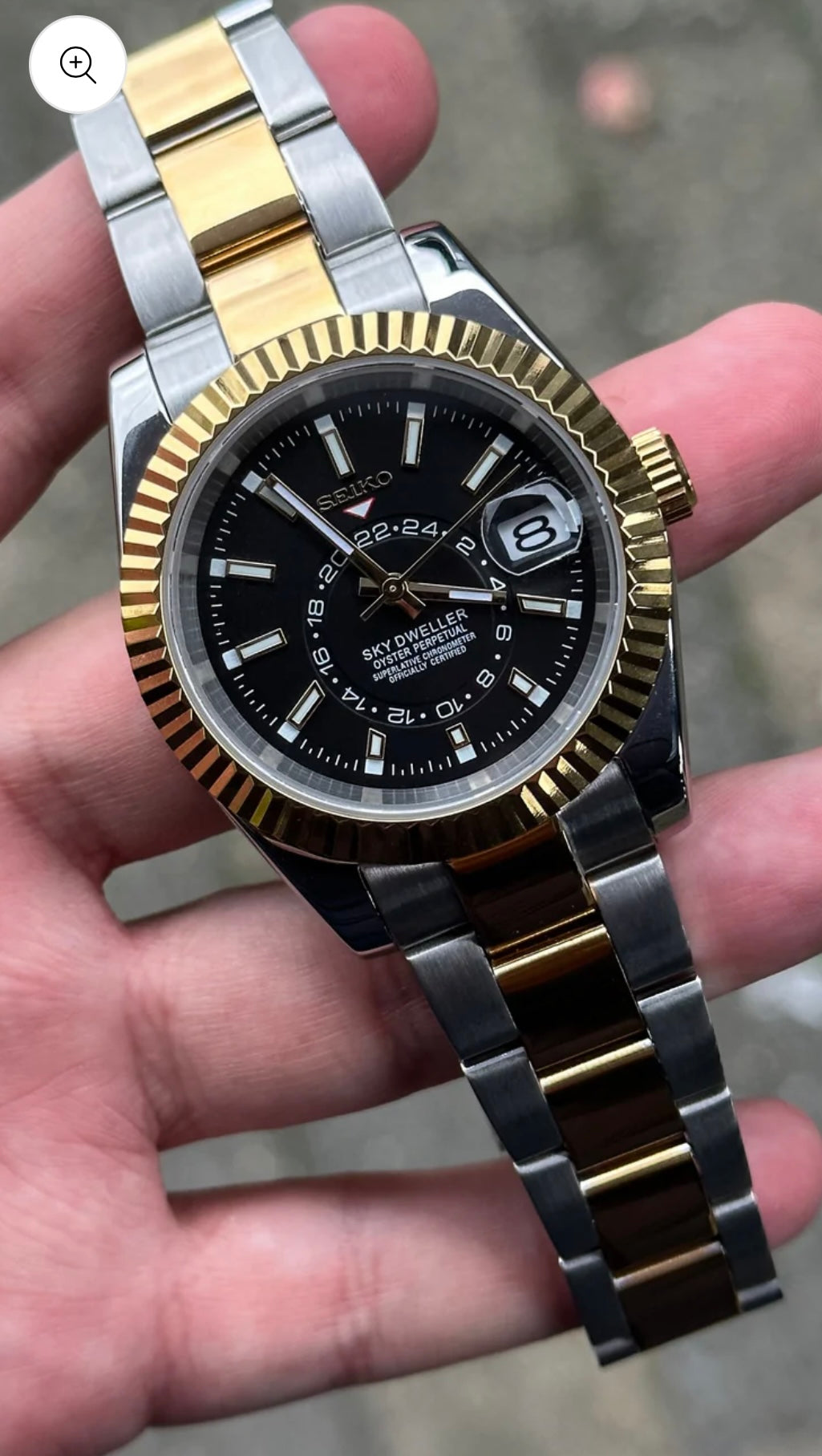 SEIKO MOD SKYDWELLER HALF GOLD MEN'S WATCH